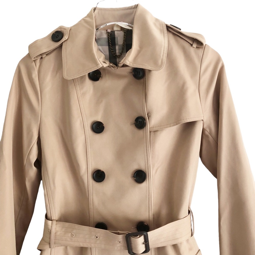 Classic Tan Trench Coat for Women - Picture 11 of 14
